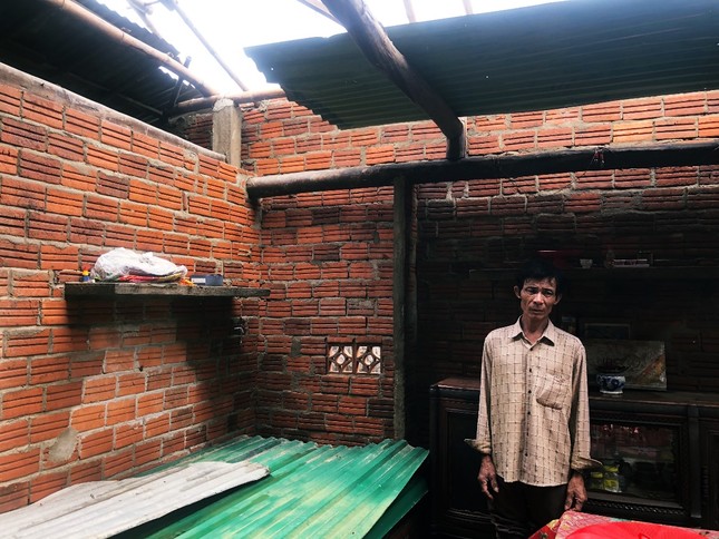 Cuộc chạy trốn khẩn cấp trong tâm bão ảnh 3