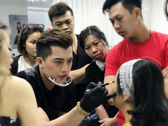 Kevin Le Beauty Center – Học viện của những nghệ nhân điêu khắc chân mày bậc nhất ảnh 2