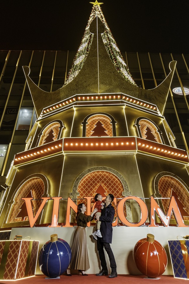 Cùng Vincom lộng lẫy đón Giáng Sinh nhiệm màu và ngập tràn yêu thương ảnh 5