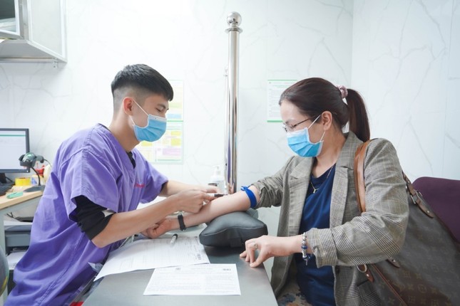 Khai trương Phòng khám Đa khoa Hồng Ngọc Kosmo Tây Hồ: Tưng bừng ưu đãi hấp dẫn ảnh 2