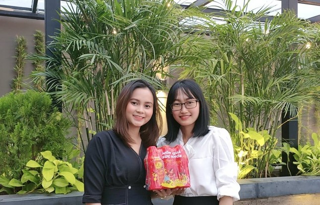 Trà Dr Thanh 'đốn tim' người xem với MV tri ân cha mẹ ngày Tết của Trà Dr Thanh ảnh 6