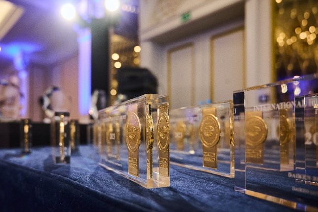 Vinamilk sở hữu thêm các “giải vàng” chất lượng từ giải thưởng quốc tế Monde Seclection tại Bỉ ảnh 1