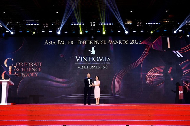Vinhomes giành cú đúp tại giải thưởng doanh nghiệp Châu Á 2023 ảnh 2
