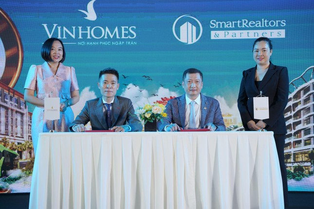 SmartRealtors ký kết với Vinhomes phân phối chính thức dự án The 5way Phu Quoc ảnh 1