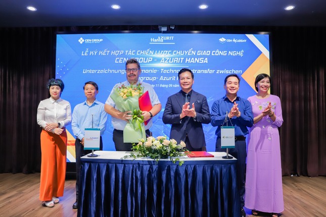 Cen Land sẵn sàng cho hành trình vươn ra thế giới ảnh 3