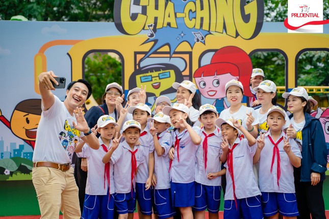 Dự án GDTC Cha-Ching nâng tổng số trẻ em được trang bị kiến thức quản lý tài chính thông minh lên hơn 100.000 ảnh 1