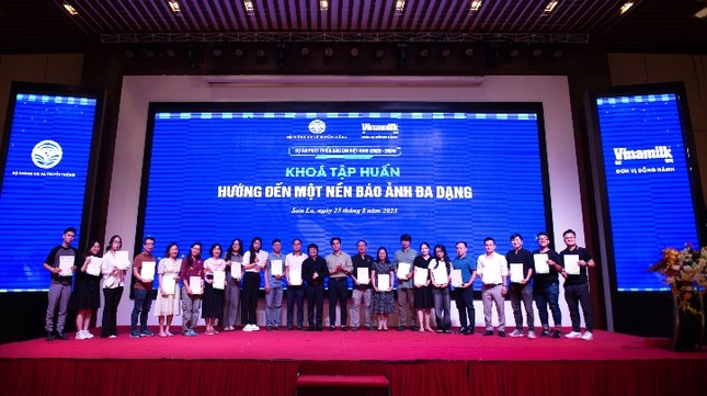 Vinamilk đồng hành cùng dự án Phát triển báo chí Việt Nam ảnh 2