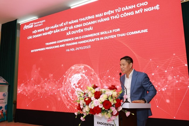 Coca-Cola Việt Nam hỗ trợ đào tạo kỹ năng cho làng nghề thủ công ảnh 1