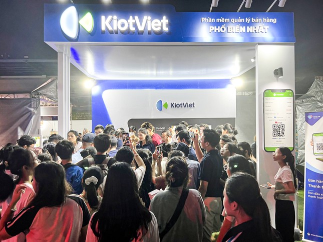 KiotViet hợp tác với Napas và các ngân hàng thúc đẩy thanh toán không tiền mặt cho nhà bán hàng ảnh 1