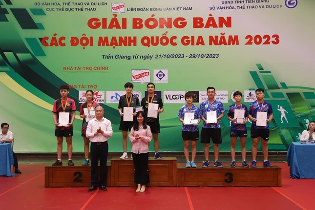 Bóng bàn Hà Nội T&T giành 2 huy chương vàng tại giải các đội mạnh quốc gia ảnh 1