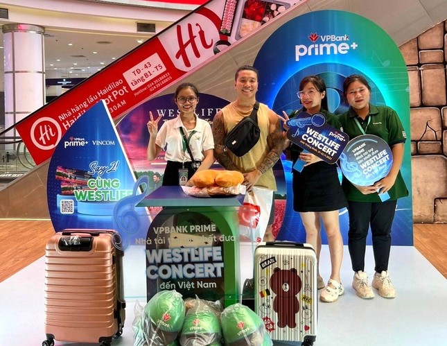 Sốt vé Westlife: Đừng lo, đến ngay Vincom săn là có ảnh 3