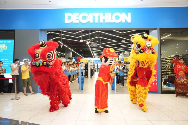 Có gì trong “thiên đường thể thao" Decathlon Hà Đông đang hot rần rần? ảnh 1
