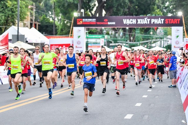Giải marathon lớn nhất Việt Nam mùa thứ 6 tiếp tục lan tỏa 'Bước chạy vì một Việt Nam vượt trội' ảnh 3