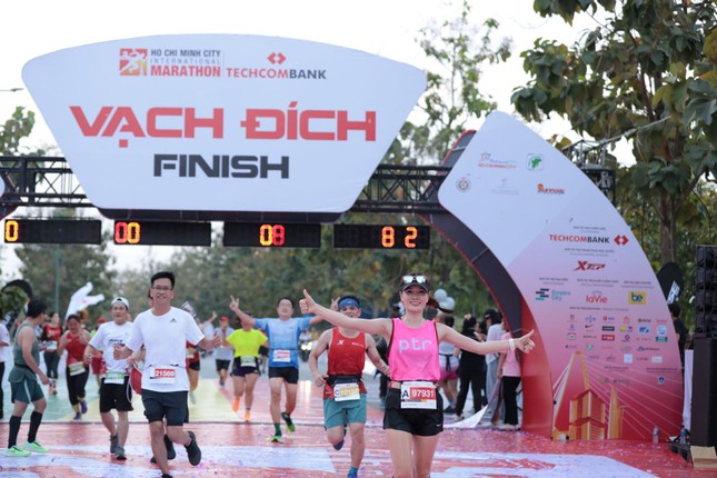 Những lý do khiến giải marathon quốc tế TPHCM Techcombank mùa thứ 6 năm 2023 cháy vé? ảnh 1
