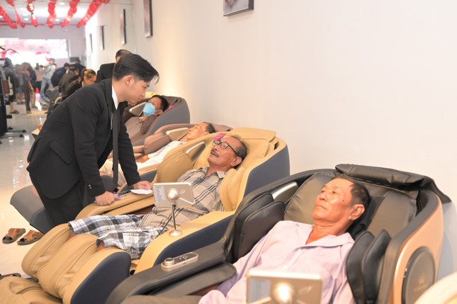 Con lăn 3d Ultra - bước tiến ưu việt của ghế massage thế hệ mới ảnh 1