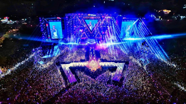 TPBank 2in1 Concert - Nhạc hội Trọn trải nghiệm đúng chất Độc - Đỉnh- Đã ảnh 1