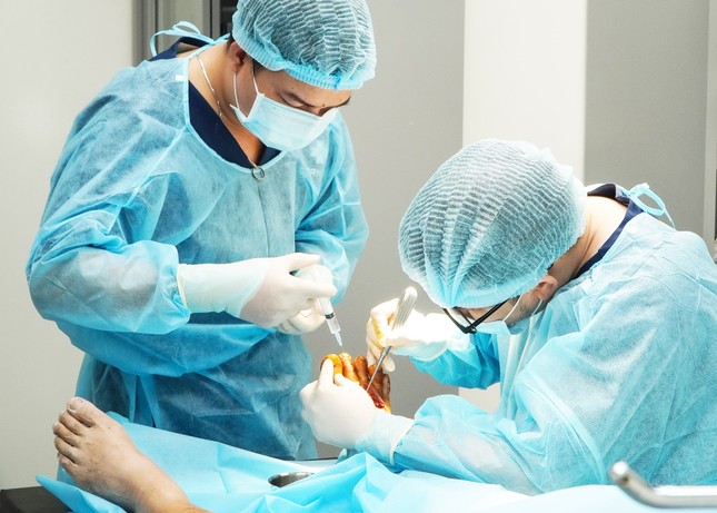 Ra mắt Đơn vị điều trị chuyên sâu vết thương khó lành ảnh 1