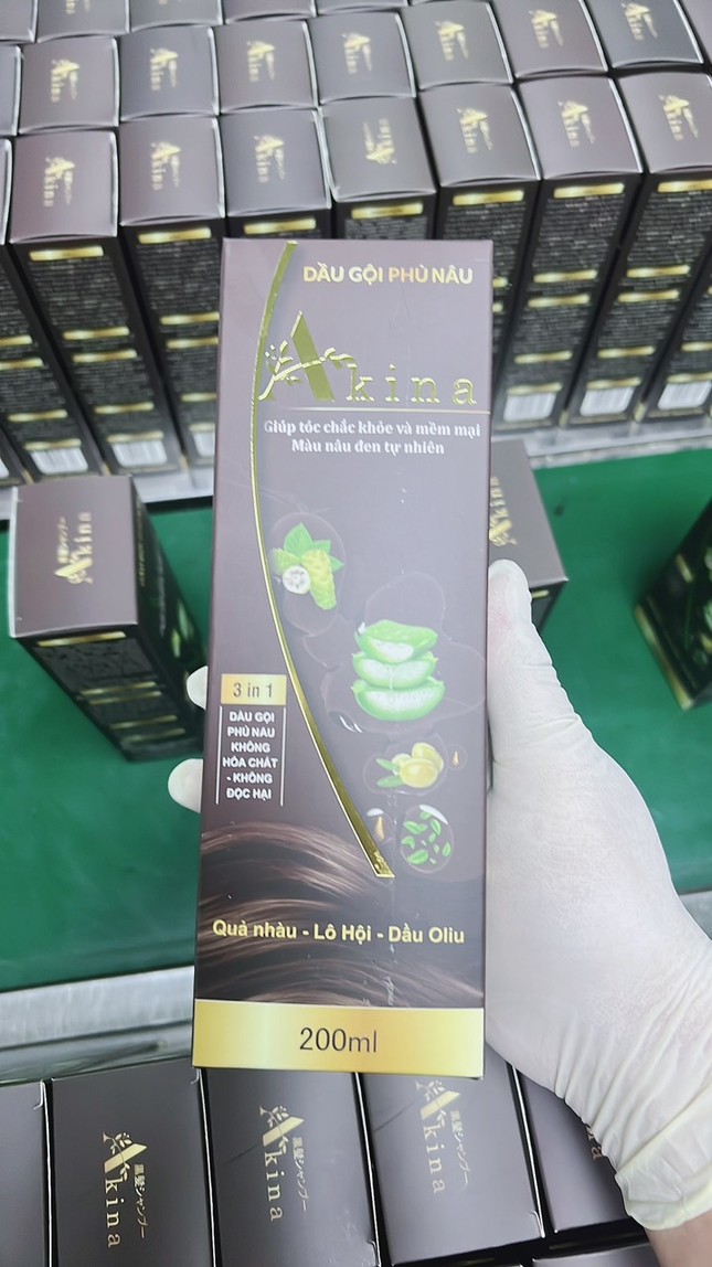 Lược phủ bạc Akina - Xóa tan nỗi lo về tóc bạc ảnh 1