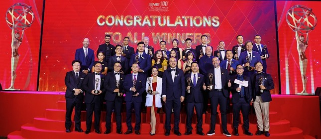 Các doanh nghiệp tăng trưởng nhanh tại Việt Nam được vinh danh giải thưởng SME100 Châu Á năm 2023 ảnh 1