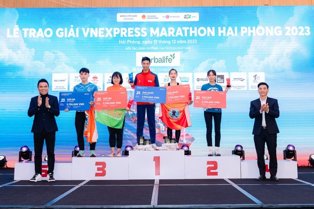 Herbalife Việt Nam đối tác dinh dưỡng của giải chạy VnExpess Marathon tại TP Hải Phòng ảnh 2