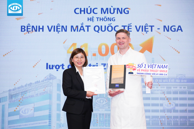 Mắt Việt - Nga nhận giải thưởng số 1 Đông Nam Á về phẫu thuật khúc xạ Relex Smile ảnh 1