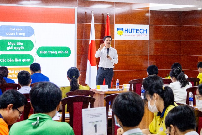 Học sinh phổ thông hào hứng tham gia cuộc thi 'Ý tưởng sáng tạo cùng tiếng Nhật' tại HUTECH ảnh 2