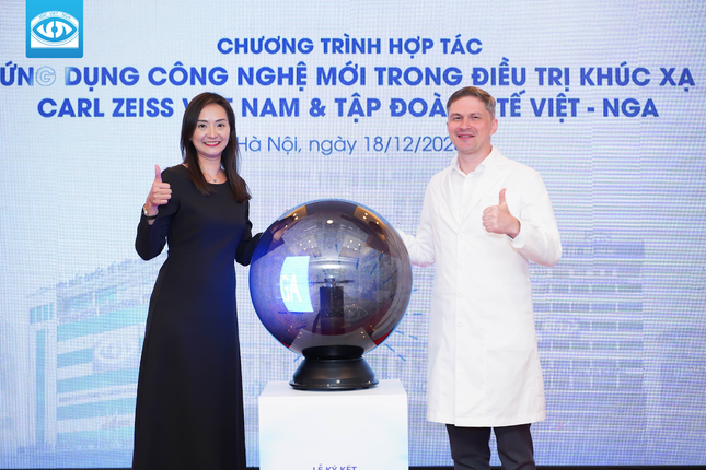 Mắt Việt - Nga nhận giải thưởng số 1 Đông Nam Á về phẫu thuật khúc xạ Relex Smile ảnh 2