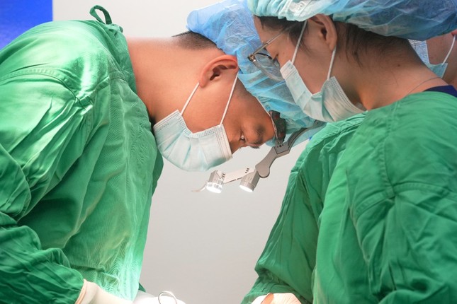 Nâng mũi cấu trúc sụn sườn toàn phần giải cứu mũi hỏng, biến chứng do viêm, nhiễm trùng ảnh 3