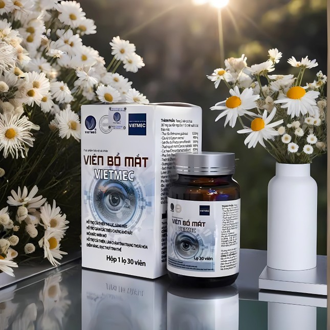 Nguy cơ mất thị lực vì sử dụng thuốc nhỏ mắt sai cách ảnh 3