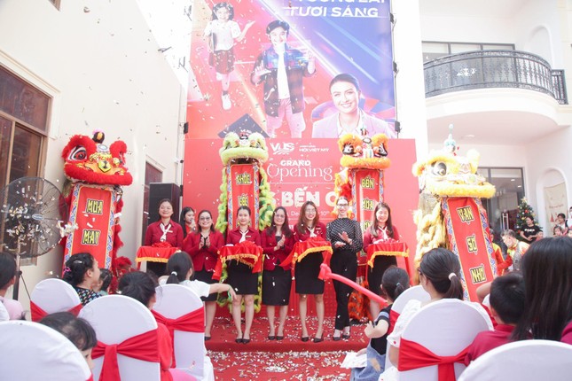 Tưng bừng Giáng sinh, VUS đón chào loạt cơ sở mới ảnh 2