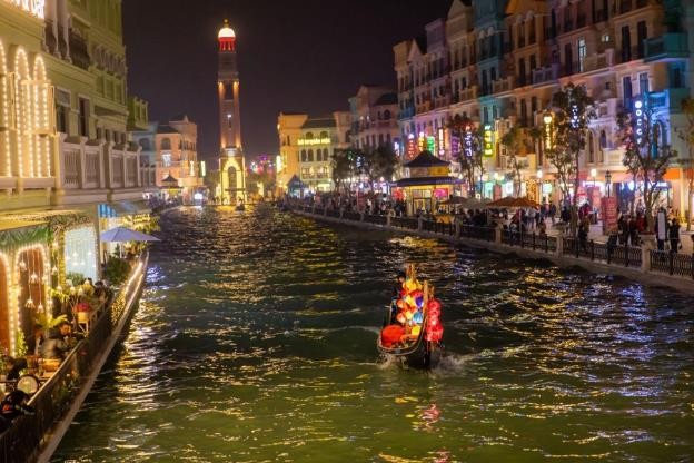 Khám phá tour du lịch đêm cực đã cho giới trẻ Hà thành dịp lễ này ảnh 10