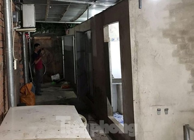 Kinh hoàng 3 người bị chém thương vong tại quán ăn ở Bình Dương ảnh 1