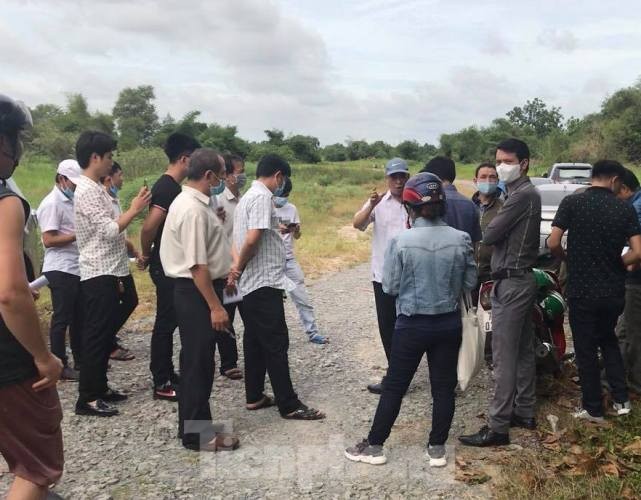Khách hàng 'ngồi trên lửa' vì dự án bất động bất ngờ thay tên đổi họ ảnh 2