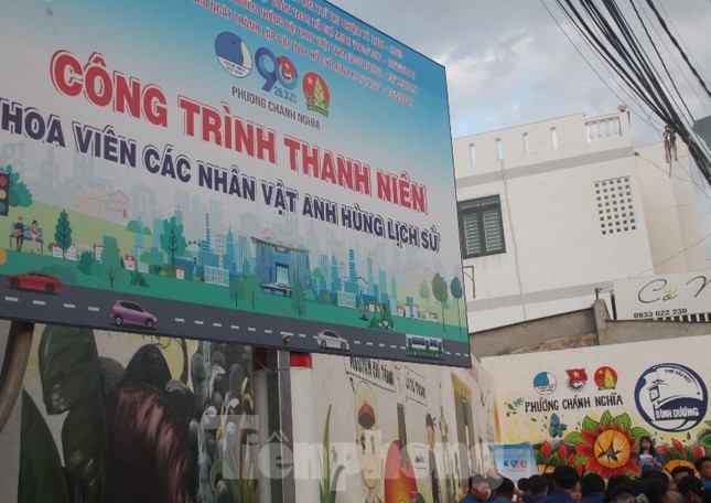 Bình Dương khánh thành hoa viên các Anh hùng lịch sử ảnh 2