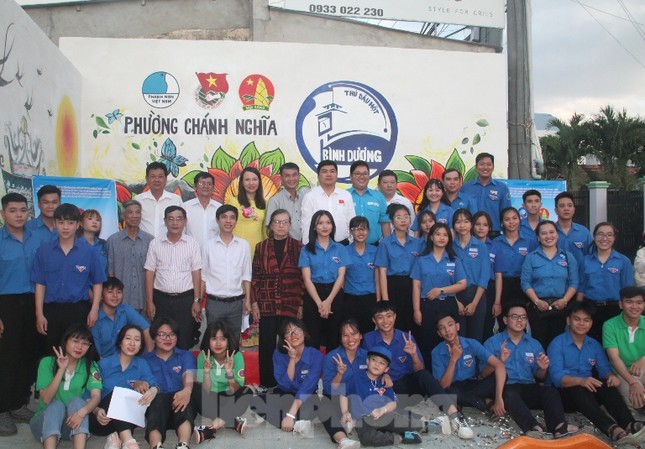 Bình Dương khánh thành hoa viên các Anh hùng lịch sử ảnh 5