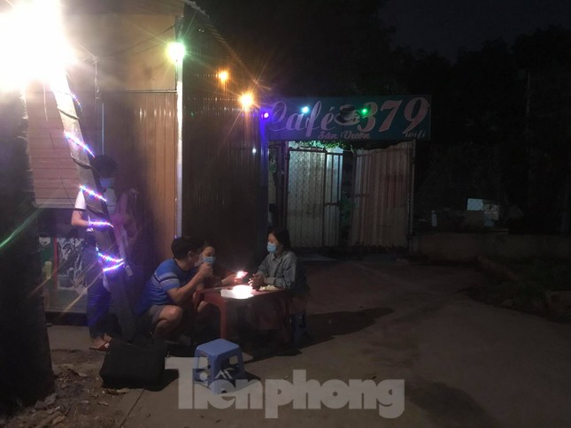 Vụ 'cà phê chòi' nhộn nhịp: Một tuần không 'xóa sổ' xong sẽ xử lý cán bộ ảnh 3
