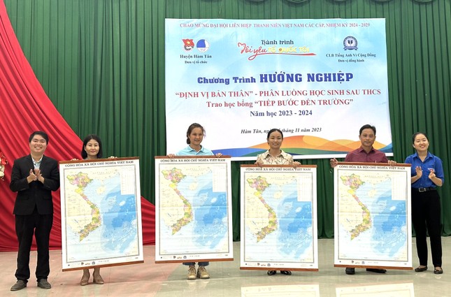 Tuổi trẻ Bình Dương vượt hàng trăm km chăm lo trẻ nghèo ở Bình Thuận ảnh 5