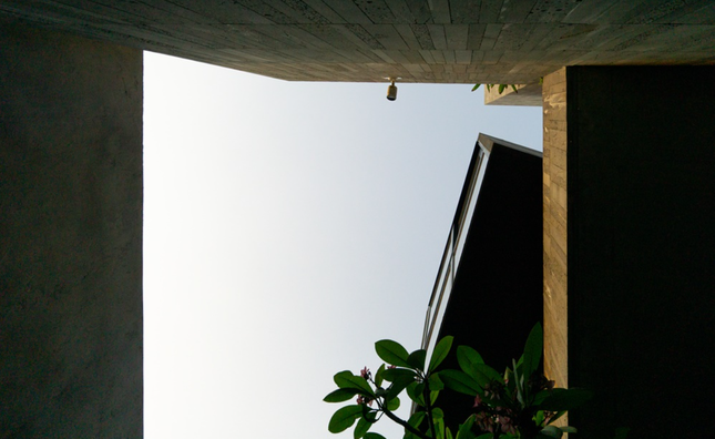 Phong cách nhiệt đới Á Đông kết hợp kiến trúc hiện đại trong căn biệt thự ven sông ảnh 13
