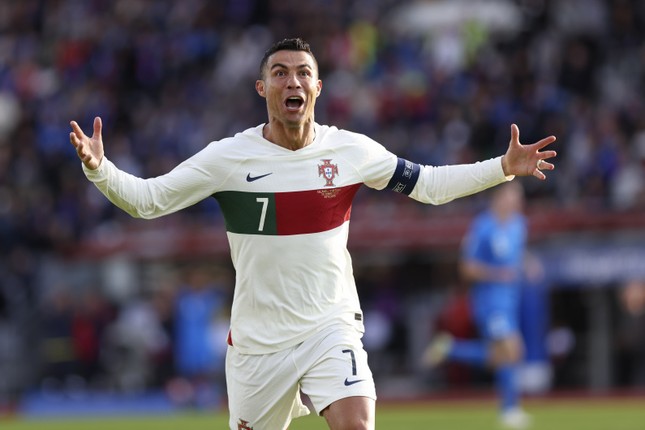 Nhận định bóng đá Bồ Đào Nha vs Slovakia, 01h45 ngày 14/10: 'Con mồi' ưa thích của selecao châu Âu ảnh 1