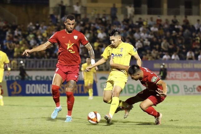 Nhận định Hồng Lĩnh Hà Tĩnh vs SLNA, 18h00 ngày 28/10: Nóng bỏng Derby Nghệ Tĩnh ảnh 1