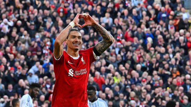 Hàng tấn công bùng nổ giúp Liverpool thắng dễ Nottingham Forest ảnh 1