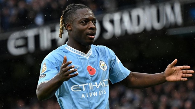 Man City đại thắng tại Etihad nhờ sự bùng nổ của Doku ảnh 1