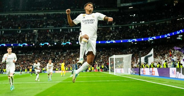 Song sát Rodrygo - Vinicius tỏa sáng, Real Madrid giành vé đi tiếp ảnh 1