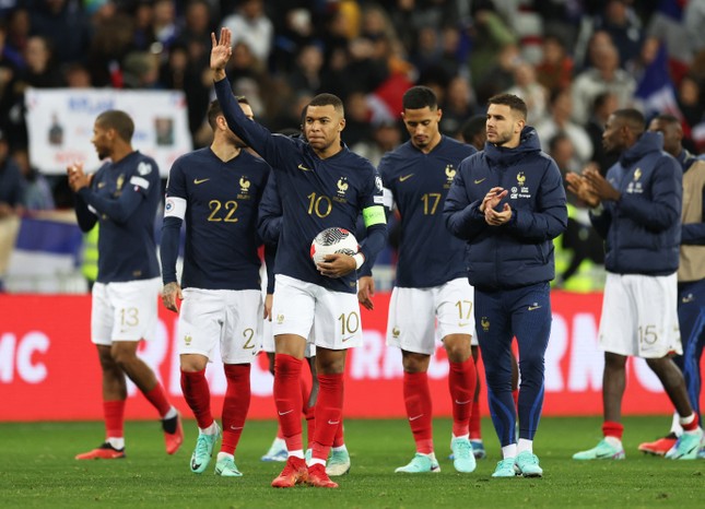 Kylian Mbappe lập hattrick trong ngày đội tuyển Pháp lập kỷ lục 14 bàn ảnh 1