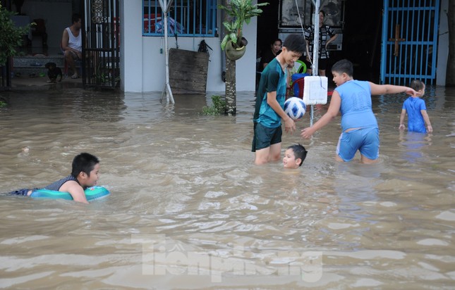 Cần Thơ lên phương án trông giữ trẻ tập trung để đảm bảo an toàn mùa lũ ảnh 1