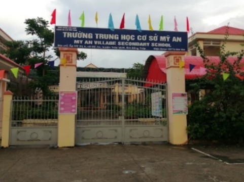 Tát học sinh không thuộc bài, nữ giáo viên bị phụ huynh vào trường hành hung ảnh 1