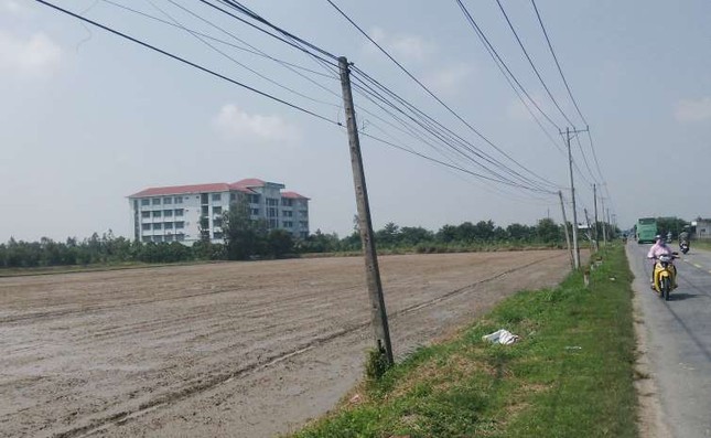 Trường đại học xây hàng chục tỷ đồng bỏ hoang nhiều năm ảnh 17