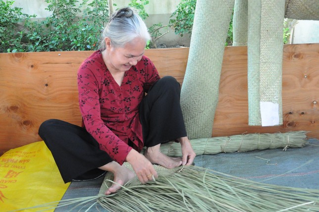 Rộn ràng sắc xuân trên phố Tây Đô ảnh 6