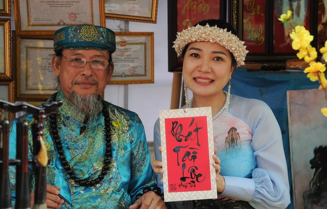Rộn ràng sắc xuân trên phố Tây Đô ảnh 12