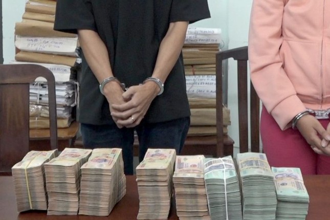 Thông tin bất ngờ về băng cướp táo tợn dùng súng cướp ngân hàng ảnh 2